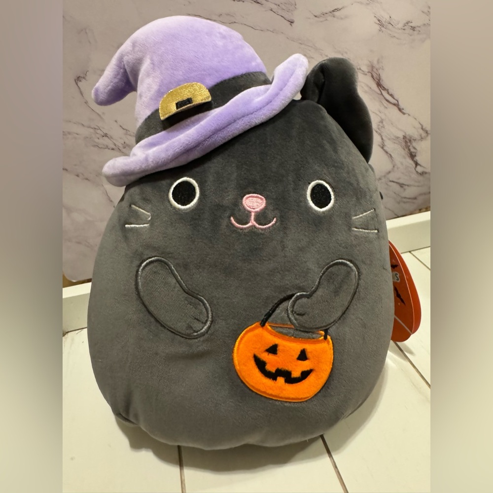Squishmallow Halloween Calico Cat Witch with Hat and Pumpkin Basket